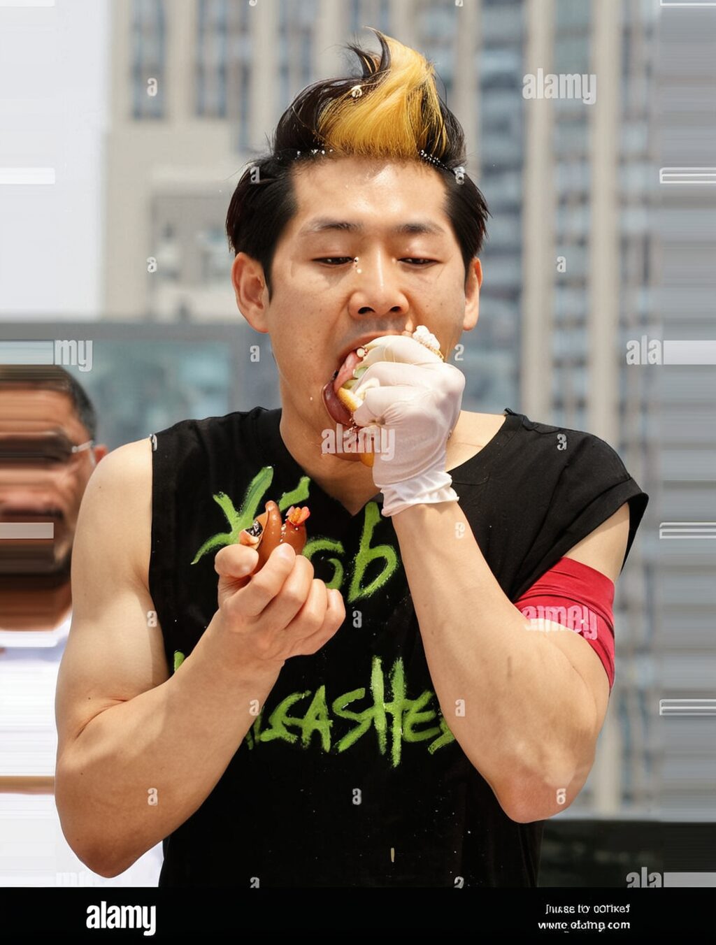 hot dog eating japanese guy