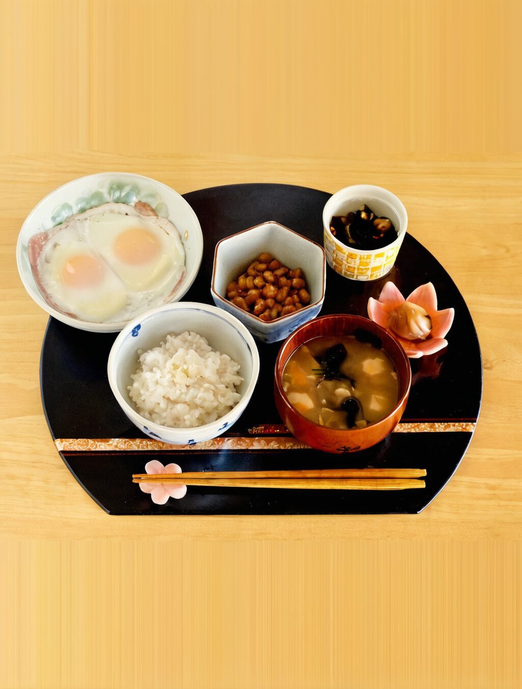 what do you eat for breakfast in japan