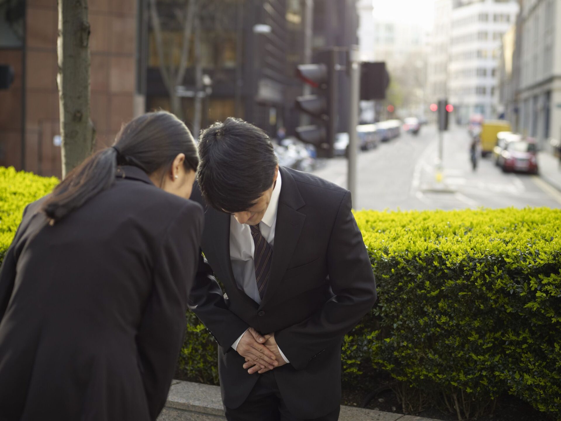 How to Say Sorry and Apologize in Japanese