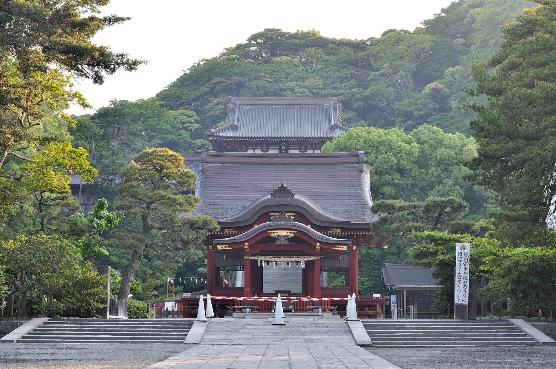 Tsurugaoka Hachimangū Shrine (Kamakura) - Tourist in Japan