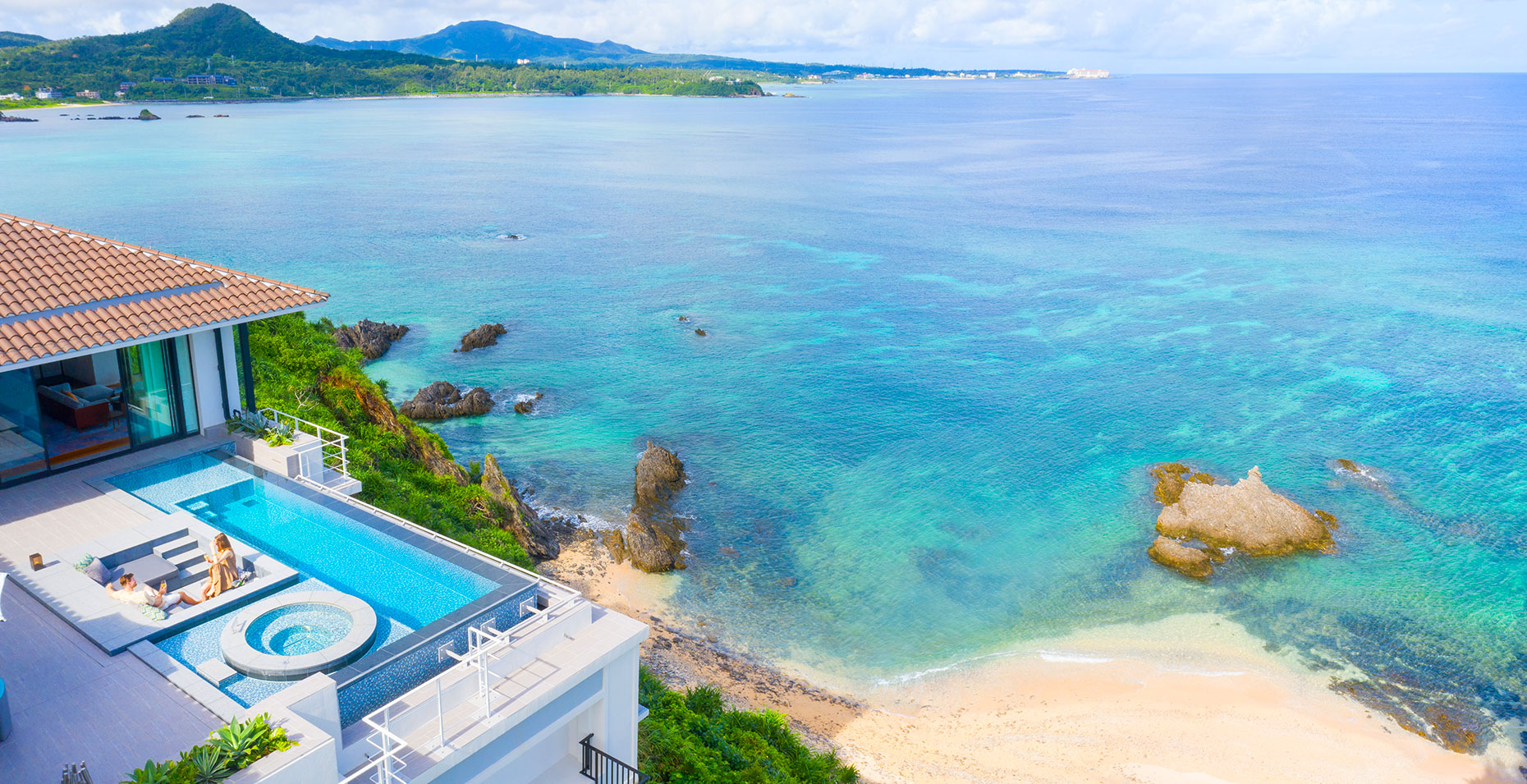 Halekulani Okinawa | Luxury Resort Hotel in Okinawa, Japan