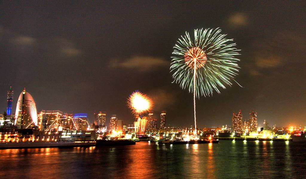 Yokohama Summer Fireworks Guide